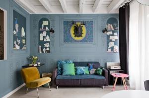 6 idéias não-triviais decorar as paredes de sua casa, que devem ser emprestados.
