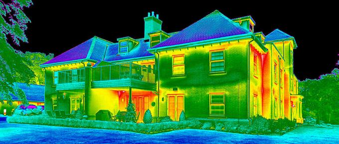 pesquisa de imagem térmica de uma casa de campo