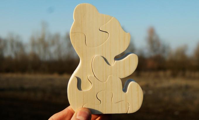puzzle de madeira "The Bear"
