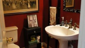 Como original e bom gosto decorar a sua casa de banho e torná-lo um interior memorável. 8 soluções inusitadas