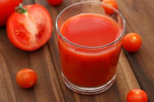 Suco de tomate para o inverno sem ebulição, salva favor, e não quis estragar
