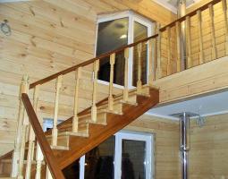 Características de design e construção de escadas em casas particulares
