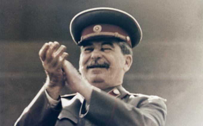 3 piadas rígidos de Joseph Stalin | ZikZak