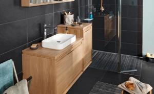 6, soluções de baixo custo que podem transformar e atualizar o interior de sua pequena casa de banho