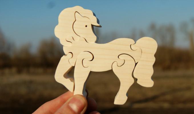 puzzle de madeira "Cavalo"