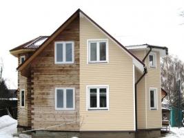 Características de reparação de casas de madeira