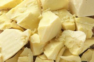 A manteiga de cacau é útil, como fazê-lo em casa