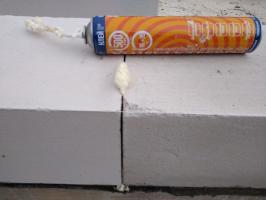 Espuma adesiva aerado concreto. Nuances que só pode ser visto na prática.