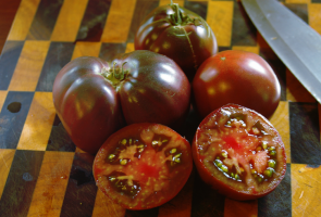 5 variedades de tomates deliciosos com notas de violeta