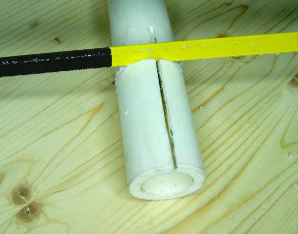 serra fora de uma parte do comprimento do tubo é de 5 - 6 centímetros